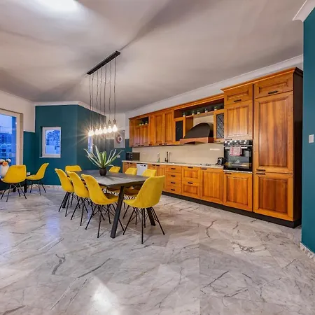Stunning, Seafront 3Br Home In The Heart Of Sliema By 360 Estates Exterior photo