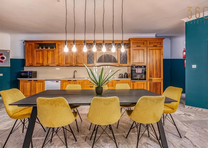 Stunning, Seafront 3Br Home In The Heart Of Sliema By 360 Estates