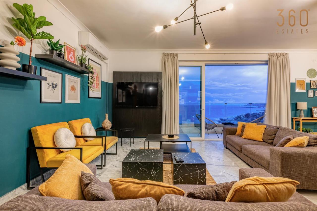 Stunning, Seafront 3br In The Heart Of By 360 Estates *